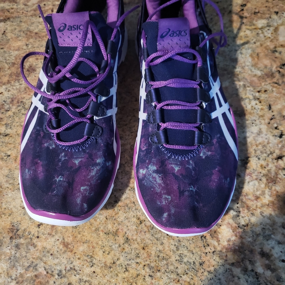 Oasics shoes